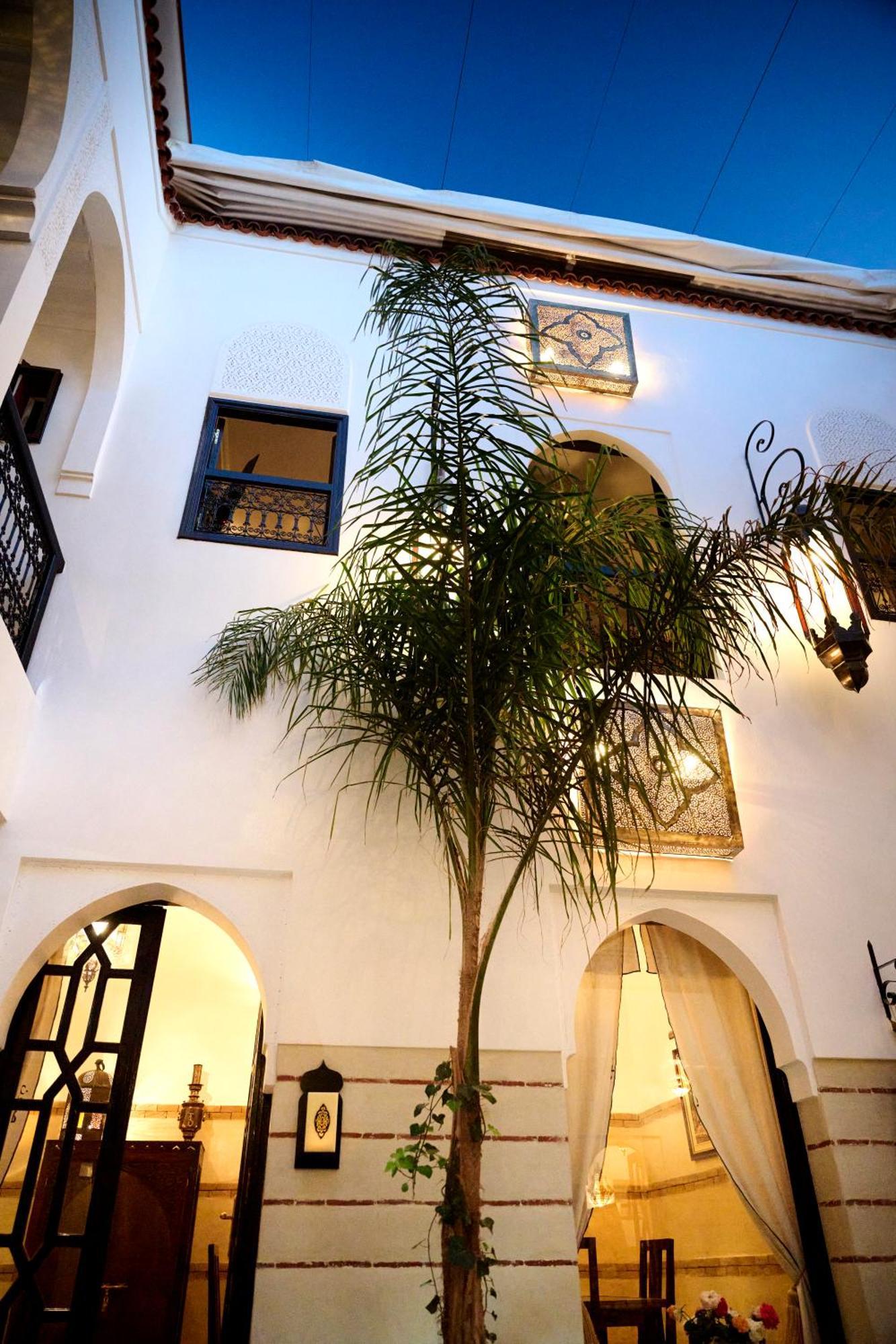 马拉喀什 达而阿曼扎摩洛哥传统庭院住宅旅馆酒店 外观 照片